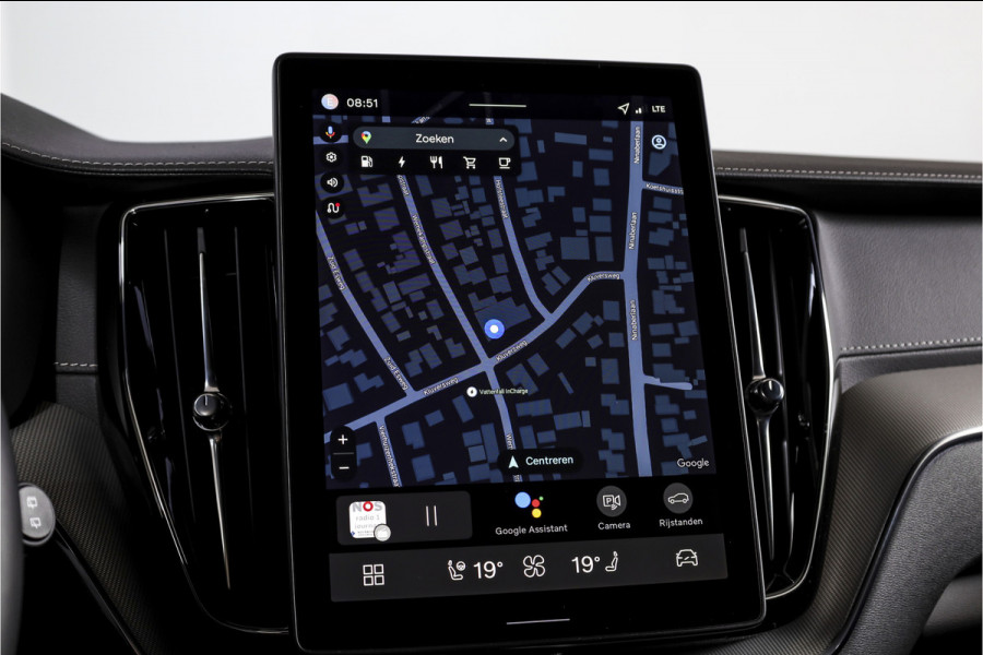 Volvo XC60 2.0 T6 Plug-in hybrid AWD Ultra Black Edition Facelift | Harmon Kardon | S/K Panodak | Dig.Cockpit | Adapt.Cruise | Stoel-+Stuurverw. | 360 Camera | NAV+App.Connect | Auto.Airco | LM 21" | 4709