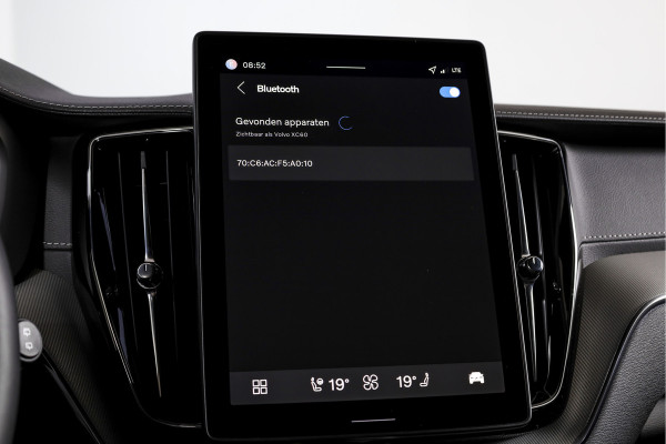Volvo XC60 2.0 T6 Plug-in hybrid AWD Ultra Black Edition Facelift | Harmon Kardon | S/K Panodak | Dig.Cockpit | Adapt.Cruise | Stoel-+Stuurverw. | 360 Camera | NAV+App.Connect | Auto.Airco | LM 21" | 4709