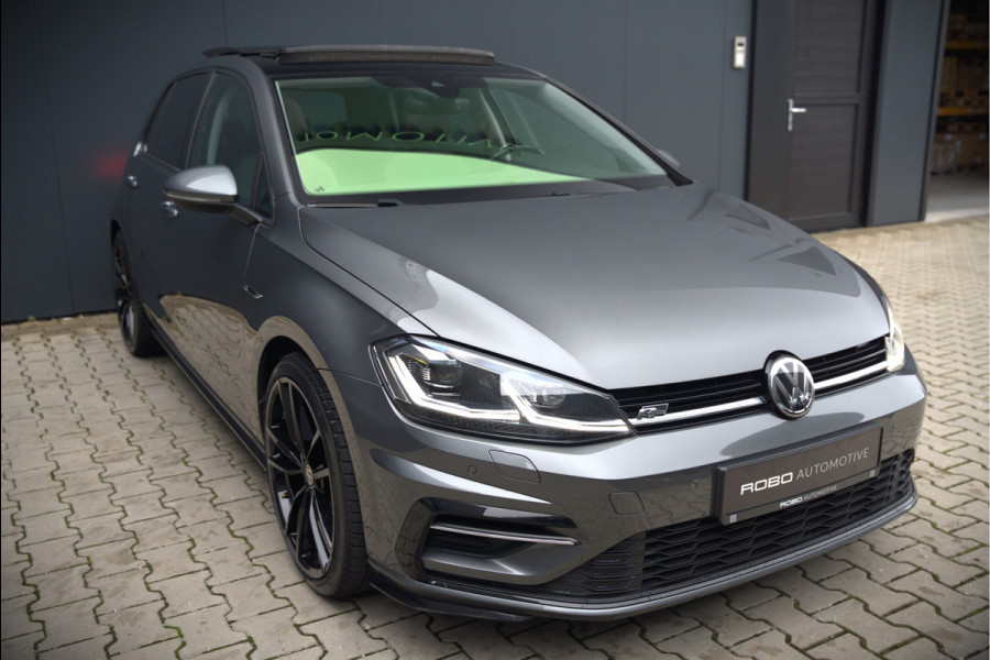 Volkswagen Golf 1.4 TSI Highline Business R | R-Line | Panoramadak | Stoelverwarming | Stuurverwarming | Dynaudio | Standkachel | Massage | Keyless | Adaptive Cruise Control | Camera | Parkeersensoren | Navigatie Discover Pro | LED | T Volkswagen Golf 1.4 TSI Highline Business R | R-Line | Panoramadak | Stoelverwarming | Stuurverwarming | Dynaudio | Standkachel | Massage | Keyless | Adaptive Cruise Control | Camera | Parkeersensoren | Navigatie Discover Pro | LED | T