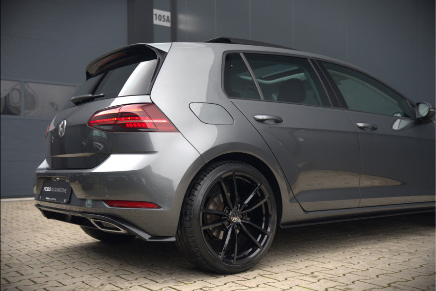 Volkswagen Golf 1.4 TSI Highline Business R | R-Line | Panoramadak | Stoelverwarming | Stuurverwarming | Dynaudio | Standkachel | Massage | Keyless | Adaptive Cruise Control | Camera | Parkeersensoren | Navigatie Discover Pro | LED | T Volkswagen Golf 1.4 TSI Highline Business R | R-Line | Panoramadak | Stoelverwarming | Stuurverwarming | Dynaudio | Standkachel | Massage | Keyless | Adaptive Cruise Control | Camera | Parkeersensoren | Navigatie Discover Pro | LED | T