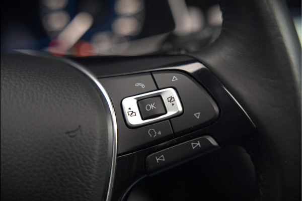 Volkswagen Golf 1.4 TSI Highline Business R | R-Line | Panoramadak | Stoelverwarming | Stuurverwarming | Dynaudio | Standkachel | Massage | Keyless | Adaptive Cruise Control | Camera | Parkeersensoren | Navigatie Discover Pro | LED | T Volkswagen Golf 1.4 TSI Highline Business R | R-Line | Panoramadak | Stoelverwarming | Stuurverwarming | Dynaudio | Standkachel | Massage | Keyless | Adaptive Cruise Control | Camera | Parkeersensoren | Navigatie Discover Pro | LED | T