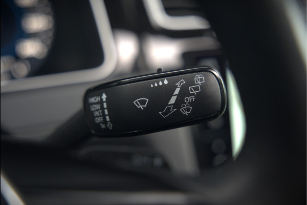 Volkswagen Golf 1.4 TSI Highline Business R | R-Line | Panoramadak | Stoelverwarming | Stuurverwarming | Dynaudio | Standkachel | Massage | Keyless | Adaptive Cruise Control | Camera | Parkeersensoren | Navigatie Discover Pro | LED | T Volkswagen Golf 1.4 TSI Highline Business R | R-Line | Panoramadak | Stoelverwarming | Stuurverwarming | Dynaudio | Standkachel | Massage | Keyless | Adaptive Cruise Control | Camera | Parkeersensoren | Navigatie Discover Pro | LED | T