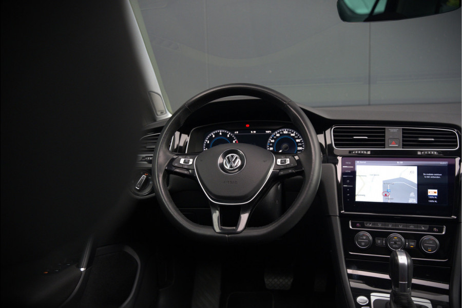 Volkswagen Golf 1.4 TSI Highline Business R | R-Line | Panoramadak | Stoelverwarming | Stuurverwarming | Dynaudio | Standkachel | Massage | Keyless | Adaptive Cruise Control | Camera | Parkeersensoren | Navigatie Discover Pro | LED | T Volkswagen Golf 1.4 TSI Highline Business R | R-Line | Panoramadak | Stoelverwarming | Stuurverwarming | Dynaudio | Standkachel | Massage | Keyless | Adaptive Cruise Control | Camera | Parkeersensoren | Navigatie Discover Pro | LED | T