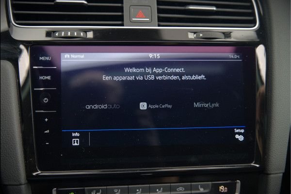 Volkswagen Golf 1.4 TSI Highline Business R | R-Line | Panoramadak | Stoelverwarming | Stuurverwarming | Dynaudio | Standkachel | Massage | Keyless | Adaptive Cruise Control | Camera | Parkeersensoren | Navigatie Discover Pro | LED | T Volkswagen Golf 1.4 TSI Highline Business R | R-Line | Panoramadak | Stoelverwarming | Stuurverwarming | Dynaudio | Standkachel | Massage | Keyless | Adaptive Cruise Control | Camera | Parkeersensoren | Navigatie Discover Pro | LED | T