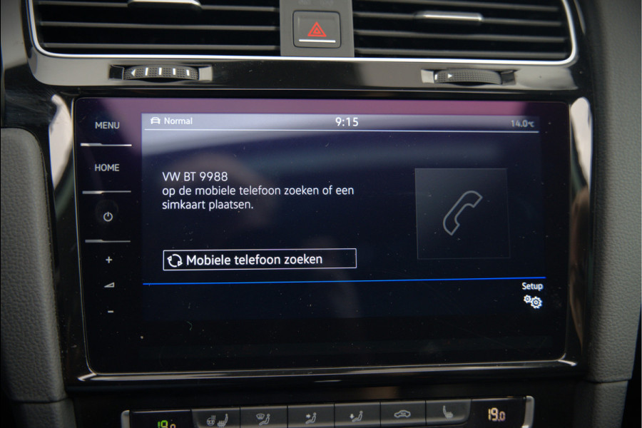 Volkswagen Golf 1.4 TSI Highline Business R | R-Line | Panoramadak | Stoelverwarming | Stuurverwarming | Dynaudio | Standkachel | Massage | Keyless | Adaptive Cruise Control | Camera | Parkeersensoren | Navigatie Discover Pro | LED | T Volkswagen Golf 1.4 TSI Highline Business R | R-Line | Panoramadak | Stoelverwarming | Stuurverwarming | Dynaudio | Standkachel | Massage | Keyless | Adaptive Cruise Control | Camera | Parkeersensoren | Navigatie Discover Pro | LED | T