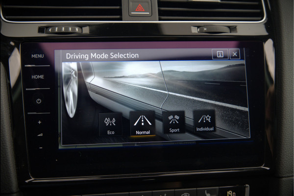 Volkswagen Golf 1.4 TSI Highline Business R | R-Line | Panoramadak | Stoelverwarming | Stuurverwarming | Dynaudio | Standkachel | Massage | Keyless | Adaptive Cruise Control | Camera | Parkeersensoren | Navigatie Discover Pro | LED | T Volkswagen Golf 1.4 TSI Highline Business R | R-Line | Panoramadak | Stoelverwarming | Stuurverwarming | Dynaudio | Standkachel | Massage | Keyless | Adaptive Cruise Control | Camera | Parkeersensoren | Navigatie Discover Pro | LED | T