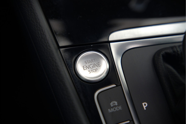 Volkswagen Golf 1.4 TSI Highline Business R | R-Line | Panoramadak | Stoelverwarming | Stuurverwarming | Dynaudio | Standkachel | Massage | Keyless | Adaptive Cruise Control | Camera | Parkeersensoren | Navigatie Discover Pro | LED | T Volkswagen Golf 1.4 TSI Highline Business R | R-Line | Panoramadak | Stoelverwarming | Stuurverwarming | Dynaudio | Standkachel | Massage | Keyless | Adaptive Cruise Control | Camera | Parkeersensoren | Navigatie Discover Pro | LED | T