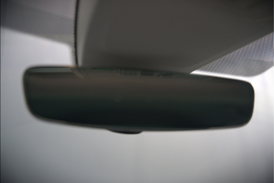 Volkswagen Golf 1.4 TSI Highline Business R | R-Line | Panoramadak | Stoelverwarming | Stuurverwarming | Dynaudio | Standkachel | Massage | Keyless | Adaptive Cruise Control | Camera | Parkeersensoren | Navigatie Discover Pro | LED | T Volkswagen Golf 1.4 TSI Highline Business R | R-Line | Panoramadak | Stoelverwarming | Stuurverwarming | Dynaudio | Standkachel | Massage | Keyless | Adaptive Cruise Control | Camera | Parkeersensoren | Navigatie Discover Pro | LED | T