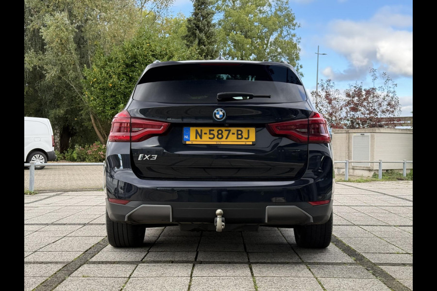 BMW iX3 Executive 80 kWh | Trekhaak | Panorama | Leder | Navi | Camera |