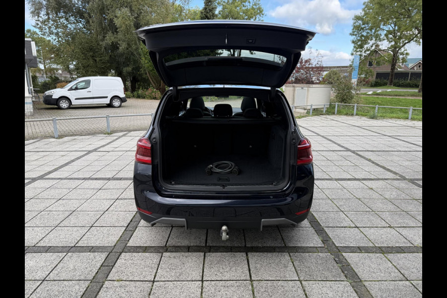 BMW iX3 Executive 80 kWh | Trekhaak | Panorama | Leder | Navi | Camera |