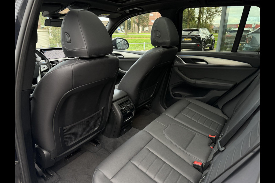 BMW iX3 Executive 80 kWh | Trekhaak | Panorama | Leder | Navi | Camera |
