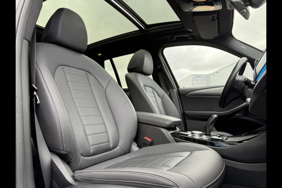 BMW iX3 Executive 80 kWh | Trekhaak | Panorama | Leder | Navi | Camera |