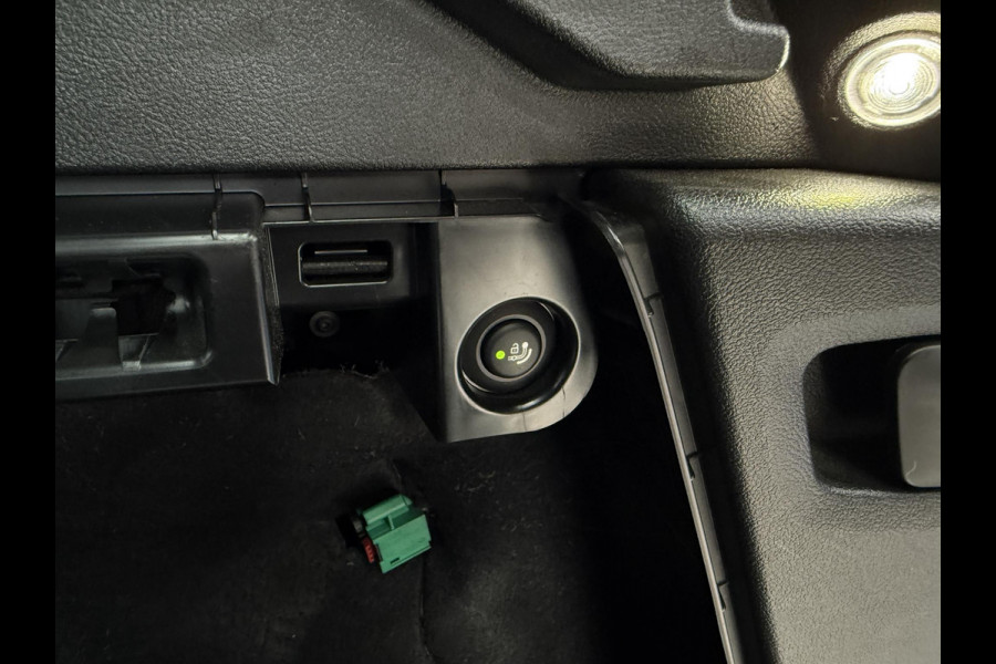 BMW iX3 Executive 80 kWh | Trekhaak | Panorama | Leder | Navi | Camera |