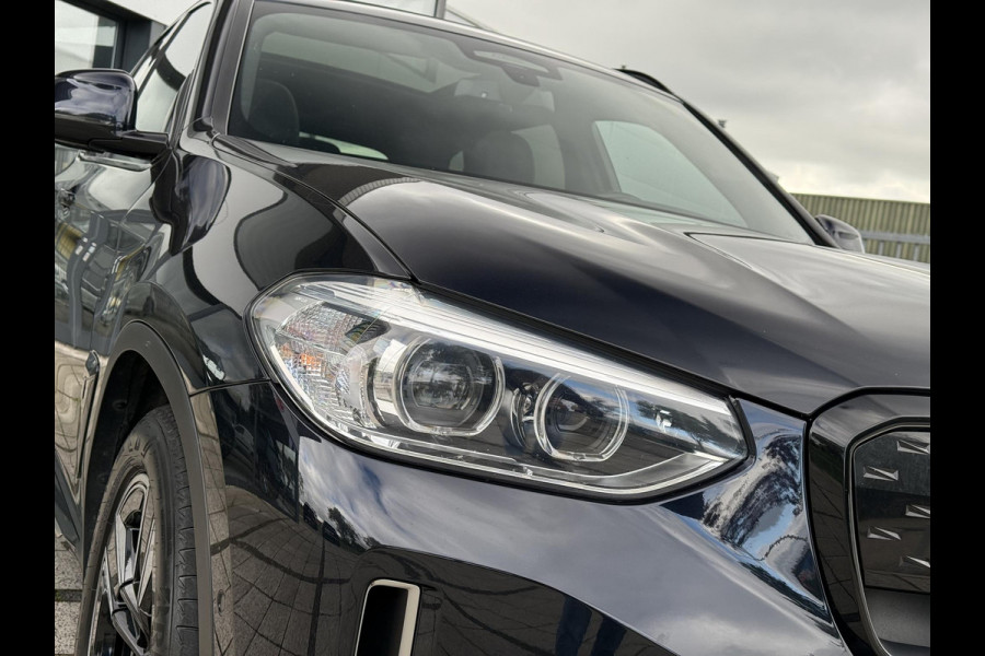 BMW iX3 Executive 80 kWh | Trekhaak | Panorama | Leder | Navi | Camera |