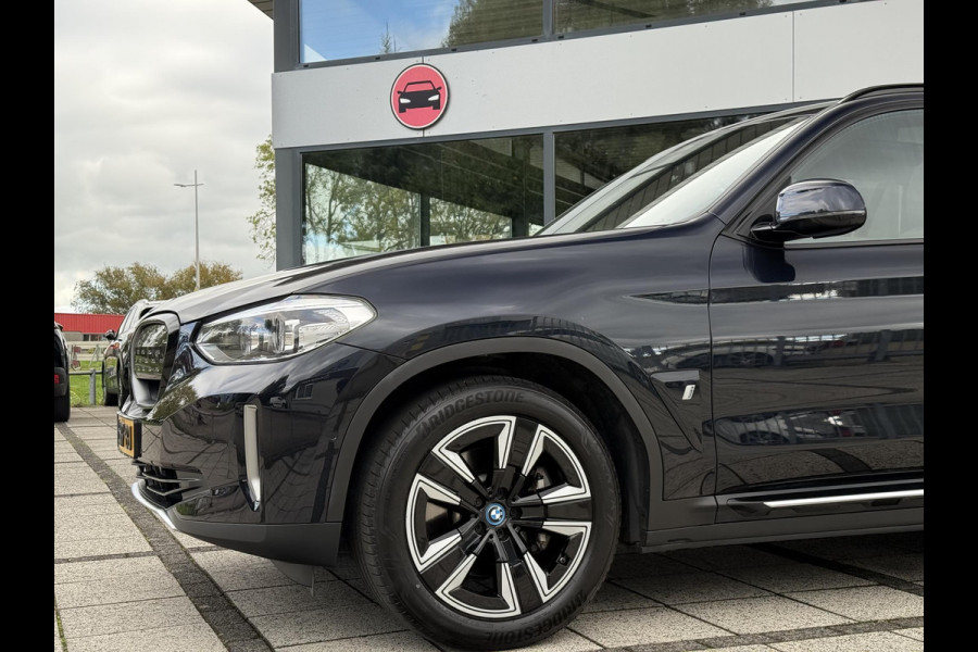 BMW iX3 Executive 80 kWh | Trekhaak | Panorama | Leder | Navi | Camera |