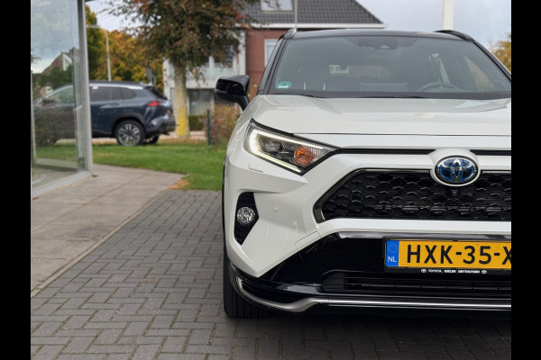 Toyota RAV4 2.5 Plug-in Hybrid AWD Bi-Tone Plus | Head up display, JBL, Leer, Geheugenfunctie, 360 camera, Stuurverwarming, Blind Spot