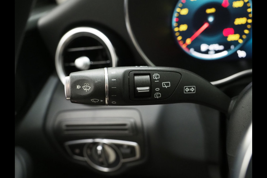 Mercedes-Benz GLC 300e 4MATIC | Virtual | Camera | LED | Stoelverwarming | DAB | Cruise Mercedes-Benz GLC 300e 4MATIC | Virtual | Camera | LED | Stoelverwarming | DAB | Cruise