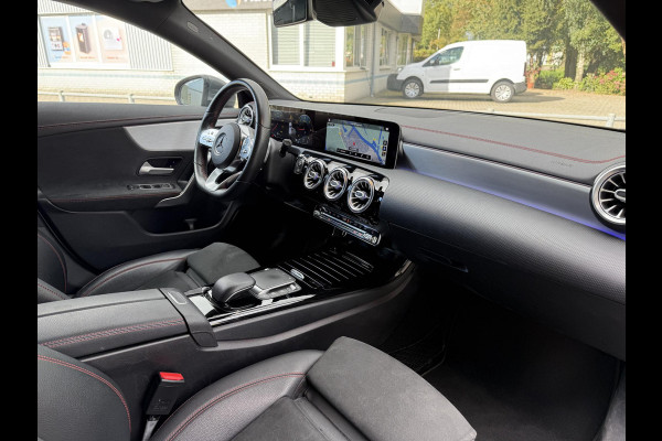 Mercedes-Benz CLA-Klasse Shooting Brake Aut. 180d Business Sol. AMG | Navi | Camera | Sfeer Verlichting |
