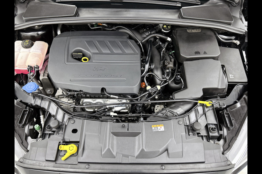 Ford FOCUS Wagon 1.5 Titanium ST-Line | 150PK | Dealer onderH | AchterCAM | ParkASS | Stoel+Stuur verW | TrekH | Lane ASS | Cruise
