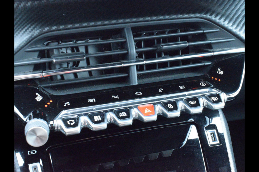 Peugeot e-2008 EV GT 50 kWh | navigatie | camera + sensoren | stoelverwarming | adaptieve cruise control