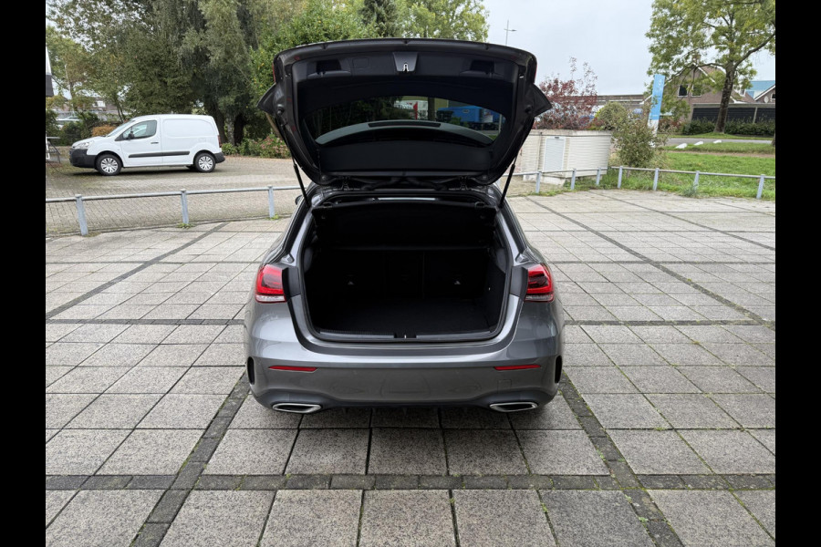 Mercedes-Benz A-Klasse 200 Aut. Bus. Sol. AMG Sport | Panorama | Burmester | Memory | Multi Beam | Sfeer Verlichting |