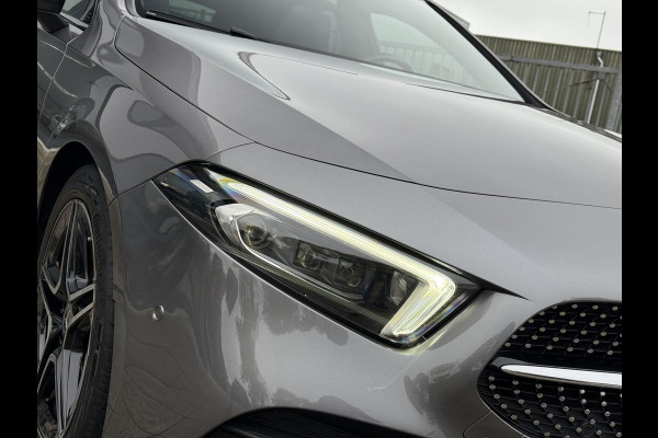 Mercedes-Benz A-Klasse 200 Aut. Bus. Sol. AMG Sport | Panorama | Burmester | Memory | Multi Beam | Sfeer Verlichting |