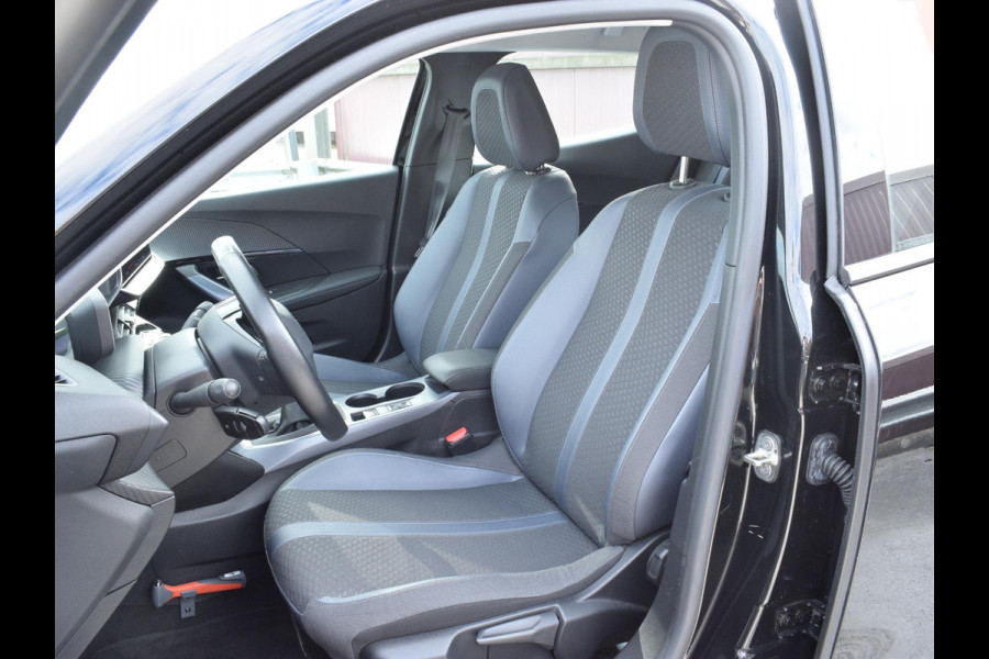 Peugeot 2008 1.2 PureTech Allure | navigatie | camera | cruise control | trekhaak Peugeot 2008 1.2 PureTech Allure | navigatie | camera | cruise control | trekhaak