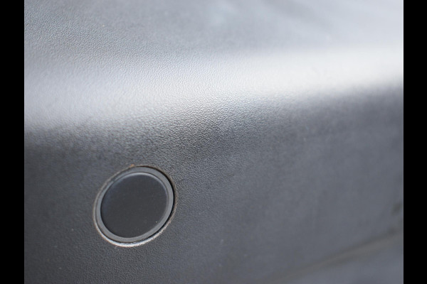 Peugeot 2008 1.2 PureTech Allure | navigatie | camera | cruise control | trekhaak Peugeot 2008 1.2 PureTech Allure | navigatie | camera | cruise control | trekhaak