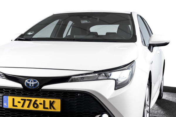 Toyota Corolla 1.8 Hybrid Active - Automaat | Adapt. Cruise | Afn. Trekhaak | PDC | Camera | App. Connect | ECC | LM 16" | Toyota Corolla 1.8 Hybrid Active - Automaat | Adapt. Cruise | Afn. Trekhaak | PDC | Camera | App. Connect | ECC | LM 16" |