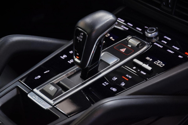 Porsche Cayenne Coupé 3.0 *Panoramadak*|Sport-Chrono|Bose|360 view|Matrix|ACC