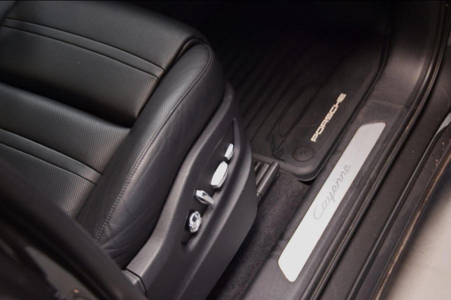 Porsche Cayenne Coupé 3.0 *Panoramadak*|Sport-Chrono|Bose|360 view|Matrix|ACC