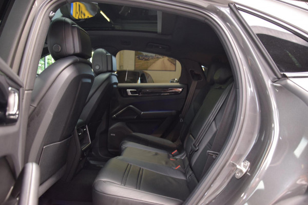 Porsche Cayenne Coupé 3.0 *Panoramadak*|Sport-Chrono|Bose|360 view|Matrix|ACC