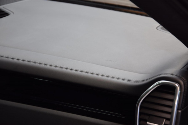 Porsche Cayenne Coupé 3.0 *Panoramadak*|Sport-Chrono|Bose|360 view|Matrix|ACC
