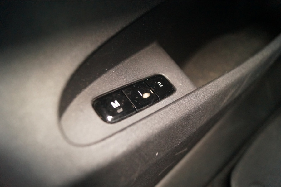 Polestar 2 LRDM Launch Edition 78kWh -PANO-ECC-NAVI-