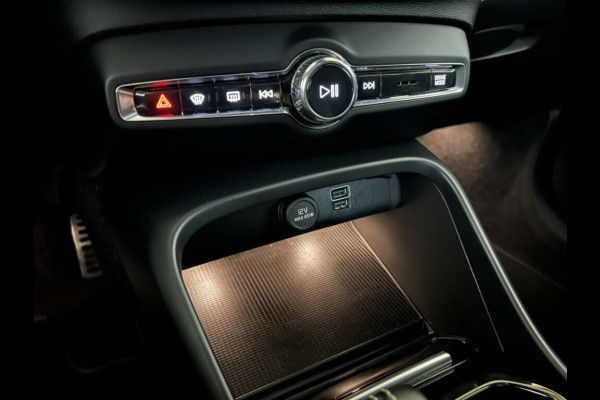 Volvo XC40 1.5 T5 Recharge R-Design Pano H/K 360° ACC Autopilot