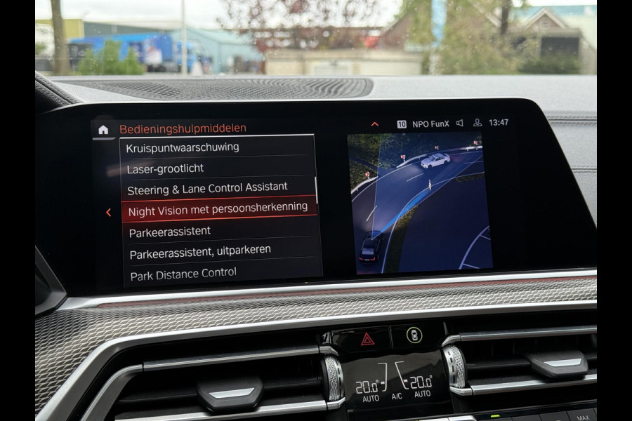 BMW X5 xDrive45e M Sport High Executive | BTW | Panorama | HUD | Elec. Trekhaak | Integral Active Steering | BMW Laser | Night Vision | Harmann Kardonn| 1e Eigenaar | Vol Opties |