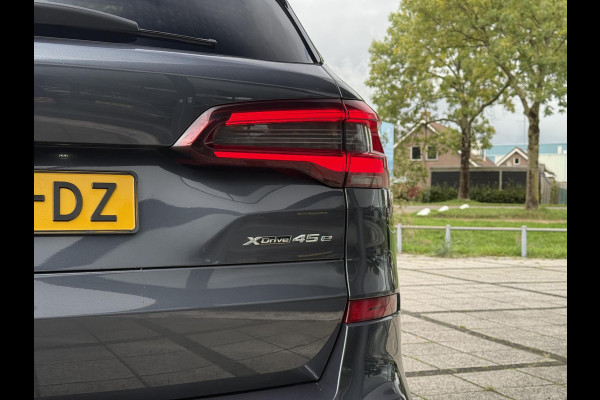 BMW X5 xDrive45e M Sport High Executive | BTW | Panorama | HUD | Elec. Trekhaak | Integral Active Steering | BMW Laser | Night Vision | Harmann Kardonn| 1e Eigenaar | Vol Opties |
