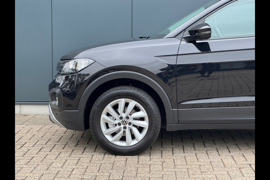 Volkswagen T-Cross 1.0 TSI Life * Carplay * Climate Control * Parkeersensoren *