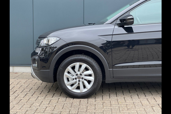 Volkswagen T-Cross 1.0 TSI Life * Carplay * Climate Control * Parkeersensoren *