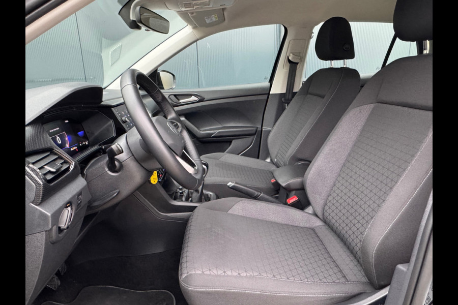 Volkswagen T-Cross 1.0 TSI Life * Carplay * Climate Control * Parkeersensoren *