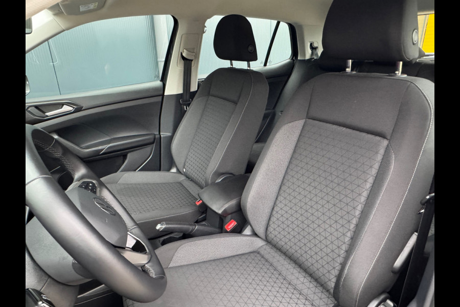 Volkswagen T-Cross 1.0 TSI Life * Carplay * Climate Control * Parkeersensoren *