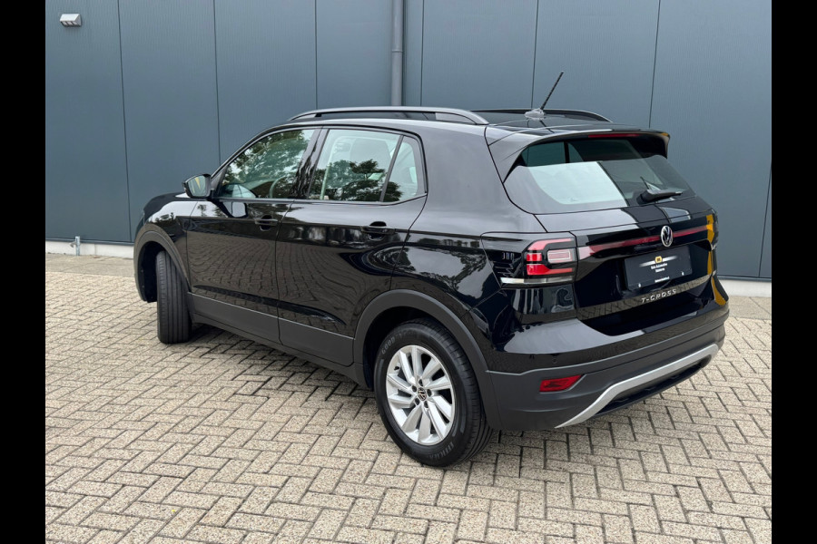 Volkswagen T-Cross 1.0 TSI Life * Carplay * Climate Control * Parkeersensoren *