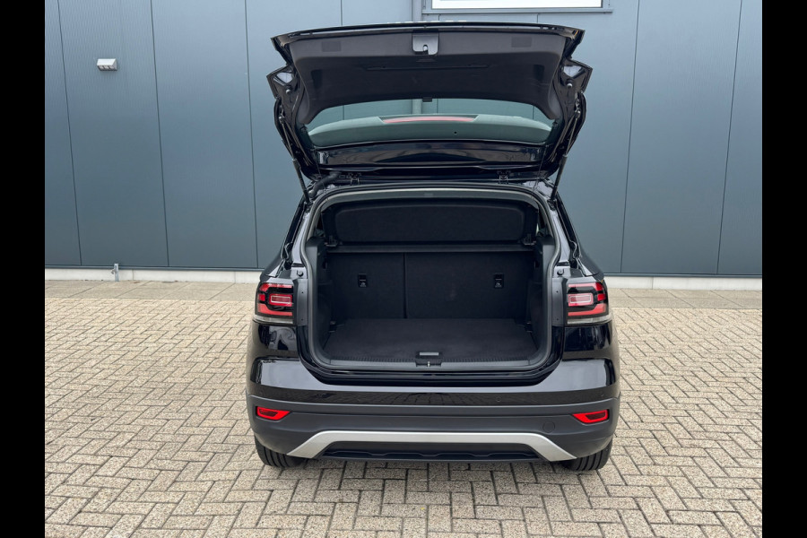 Volkswagen T-Cross 1.0 TSI Life * Carplay * Climate Control * Parkeersensoren *