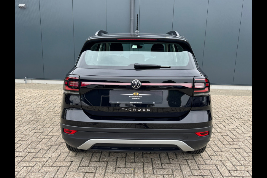 Volkswagen T-Cross 1.0 TSI Life * Carplay * Climate Control * Parkeersensoren *