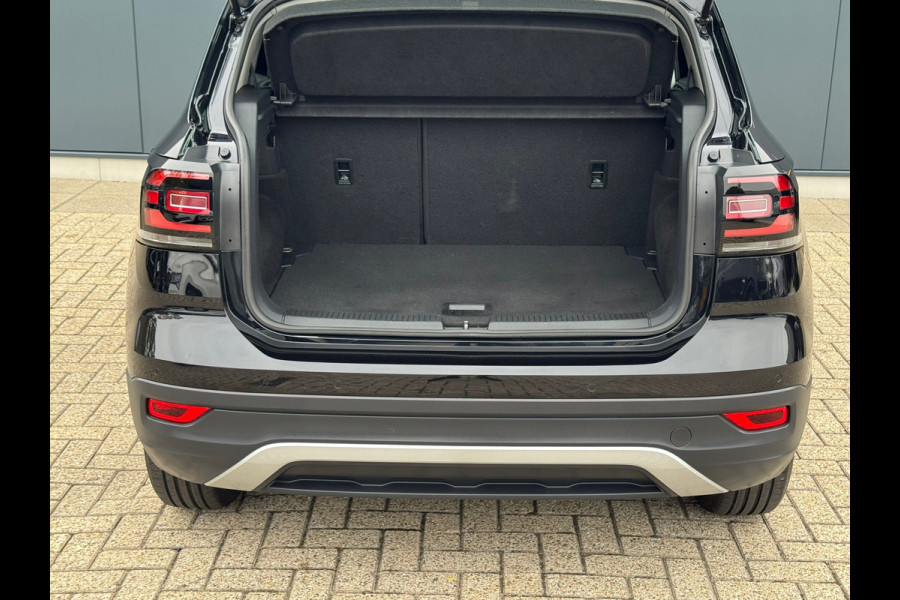 Volkswagen T-Cross 1.0 TSI Life * Carplay * Climate Control * Parkeersensoren *