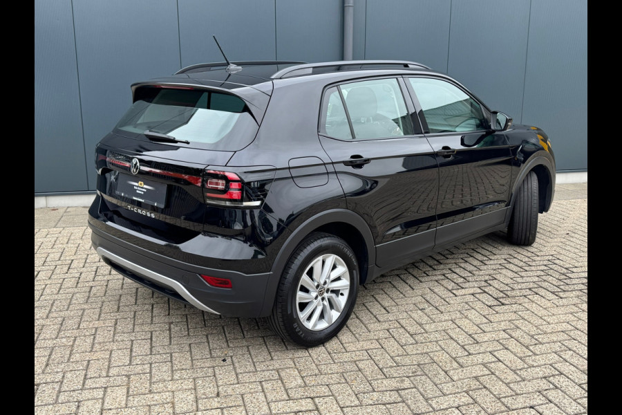 Volkswagen T-Cross 1.0 TSI Life * Carplay * Climate Control * Parkeersensoren *