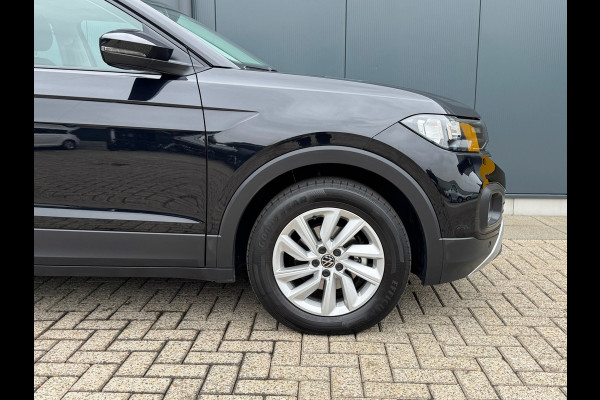 Volkswagen T-Cross 1.0 TSI Life * Carplay * Climate Control * Parkeersensoren *