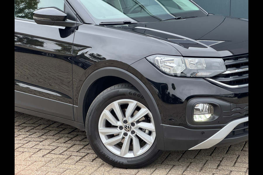 Volkswagen T-Cross 1.0 TSI Life * Carplay * Climate Control * Parkeersensoren *