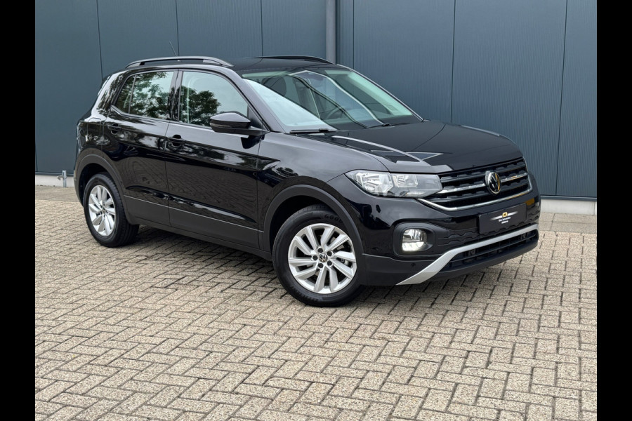 Volkswagen T-Cross 1.0 TSI Life * Carplay * Climate Control * Parkeersensoren *