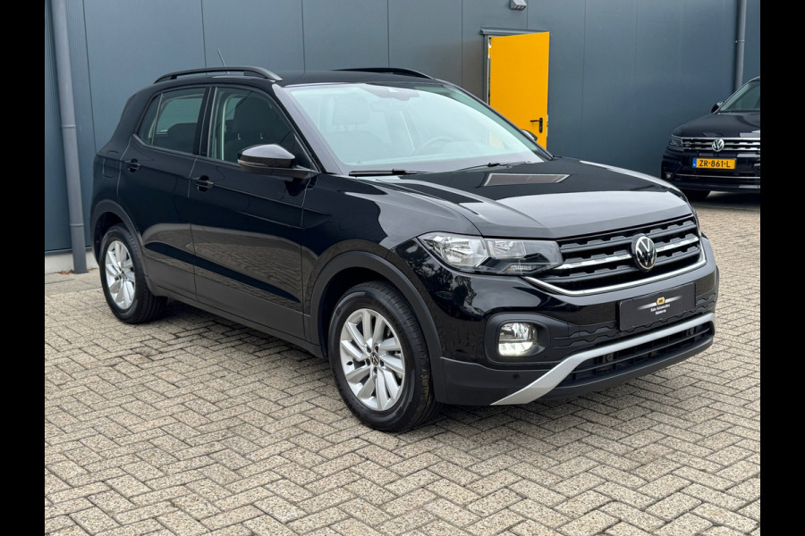 Volkswagen T-Cross 1.0 TSI Life * Carplay * Climate Control * Parkeersensoren *